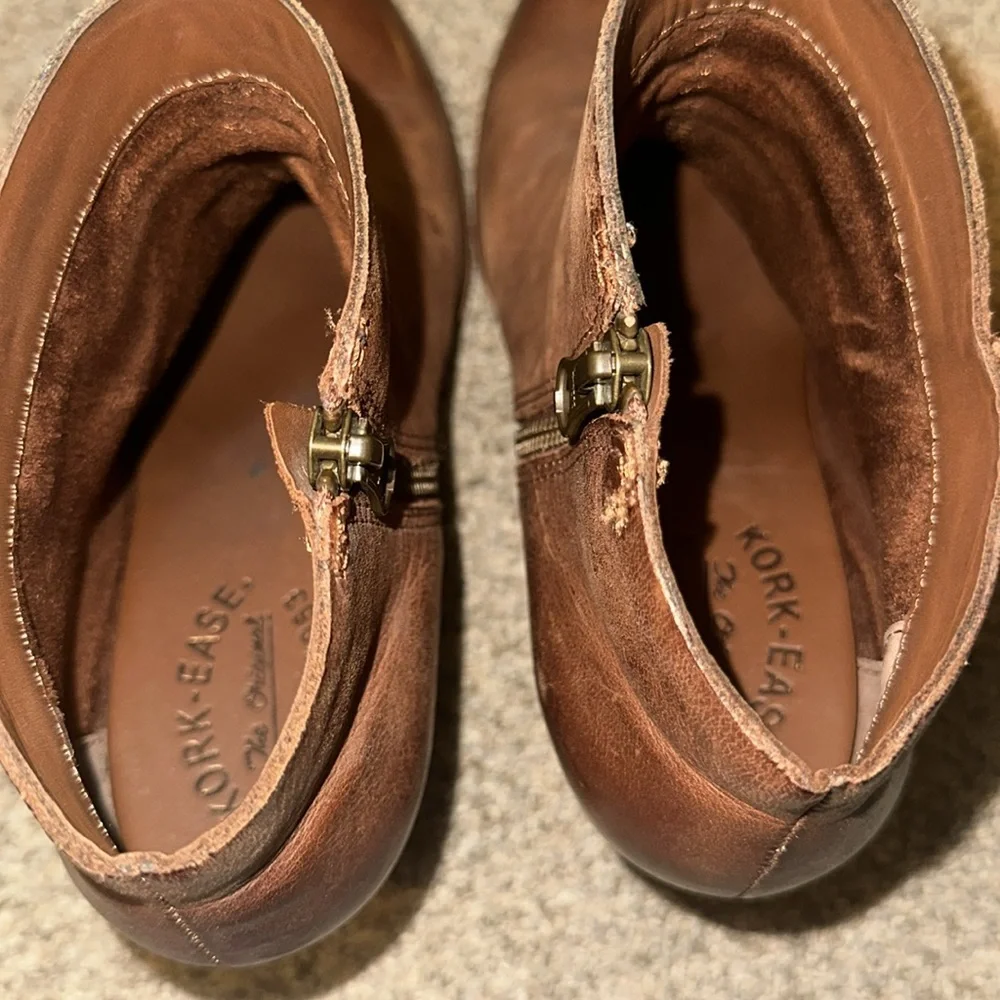 Kork-Ease brown ankle boots - Picture 2 of 3